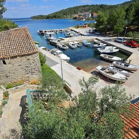 Guest house And Roko