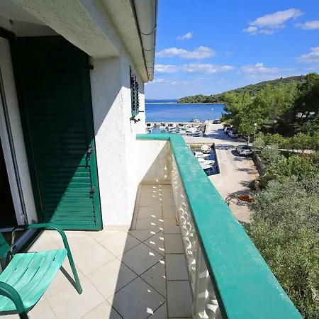 And Roko Guest house Zaglav