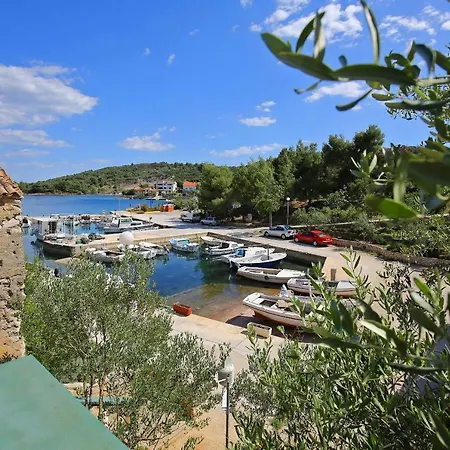 Guest house And Roko Zaglav