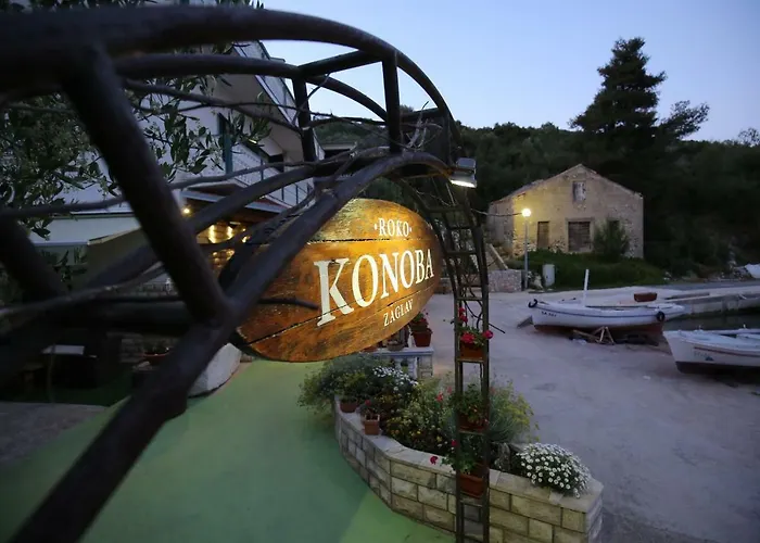 Apartment&rooms Roko 4*