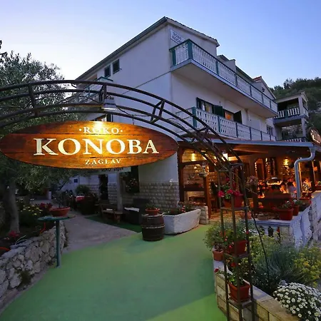 And Roko Pensión 4*