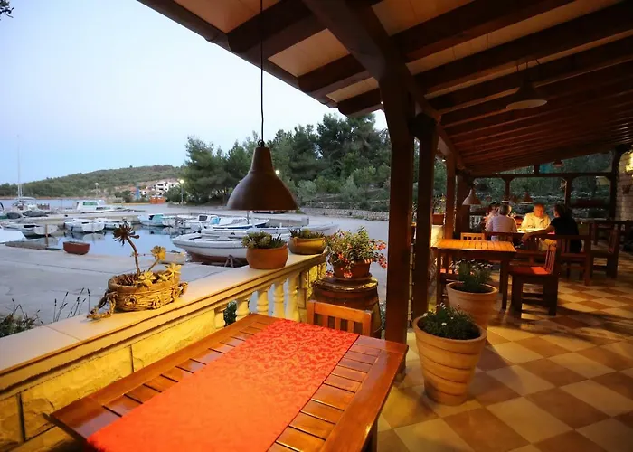 And Roko 招待所 4*